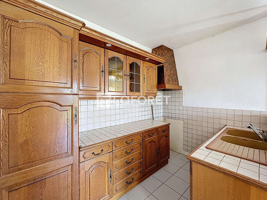 Maison à SAINT-JEAN-LA-POTERIE