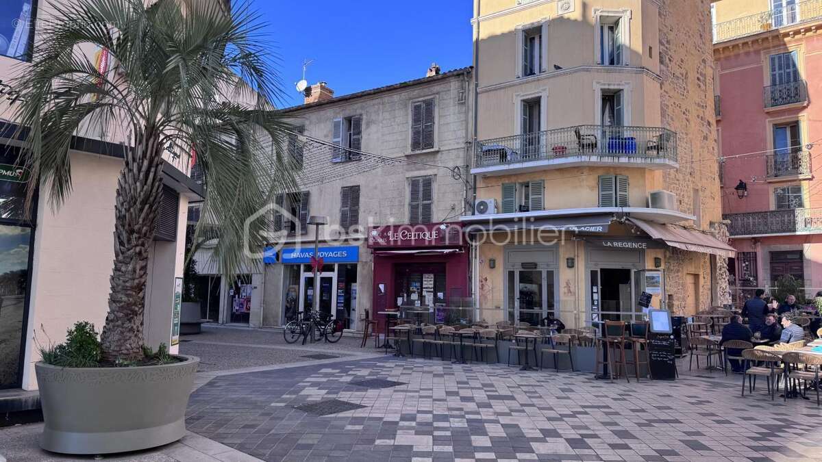 Appartement à HYERES
