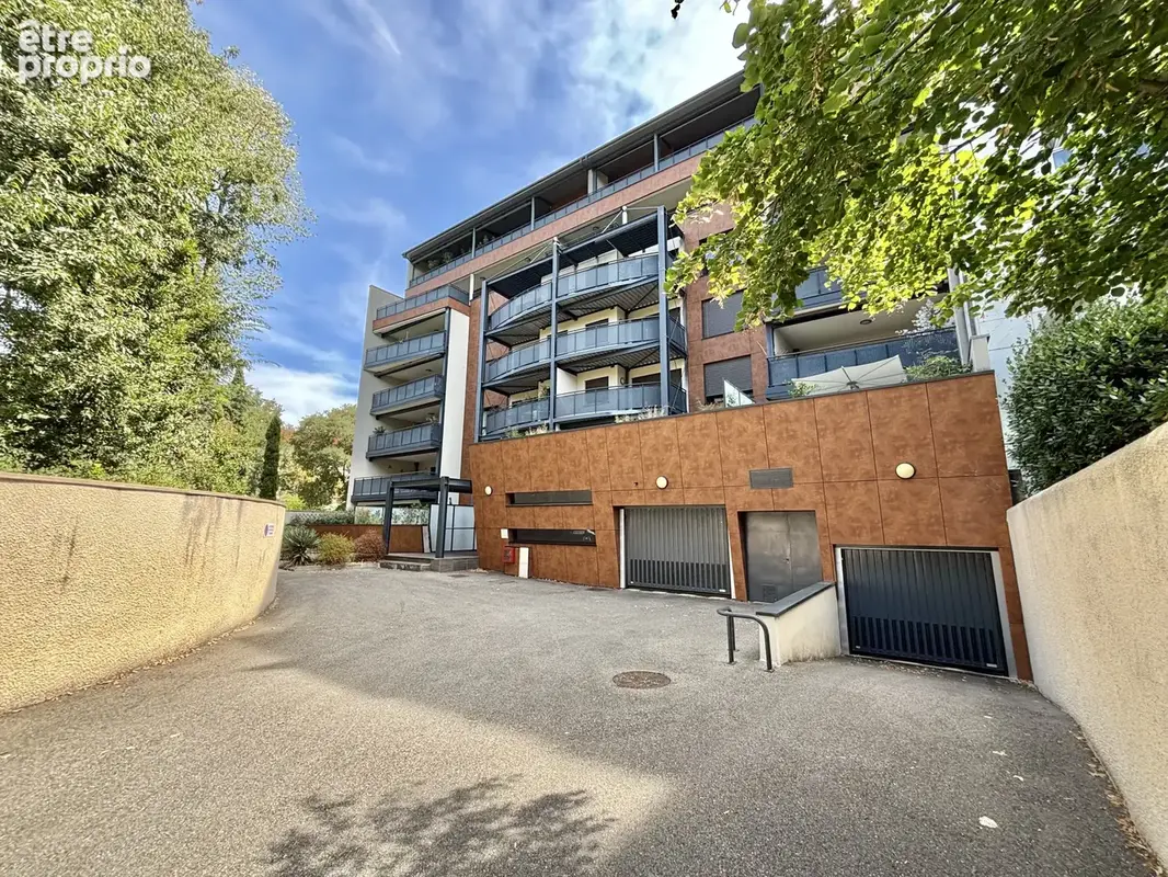 Avenue maurice faure   t3 de standing 98 m2   terrasse -  vue crussol   double garage - photo 29