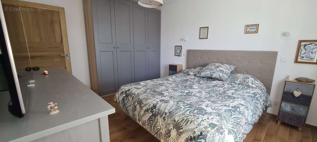 Maison à SAINT-QUENTIN-LA-POTERIE