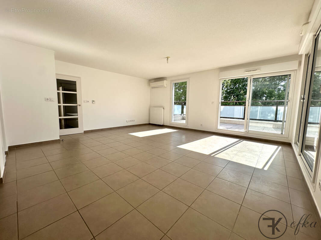 Appartement à CASTELNAU-LE-LEZ