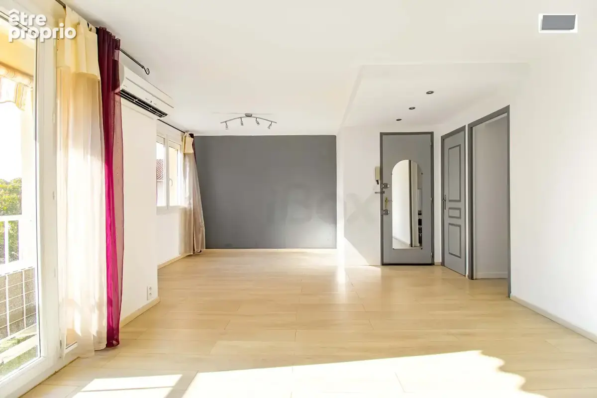 A vendre appartement t3 a hyeres avec terrasse et parking privatif - photo 10
