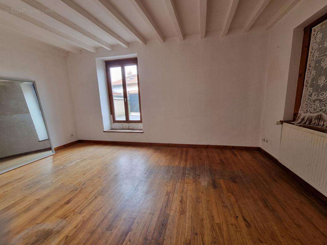 Maison à MESSIMY