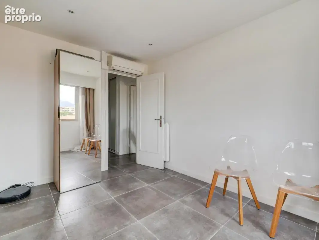 Cros-de-cagnes - 3 pièces 68 m² - vue mer - terrasse - photo 15
