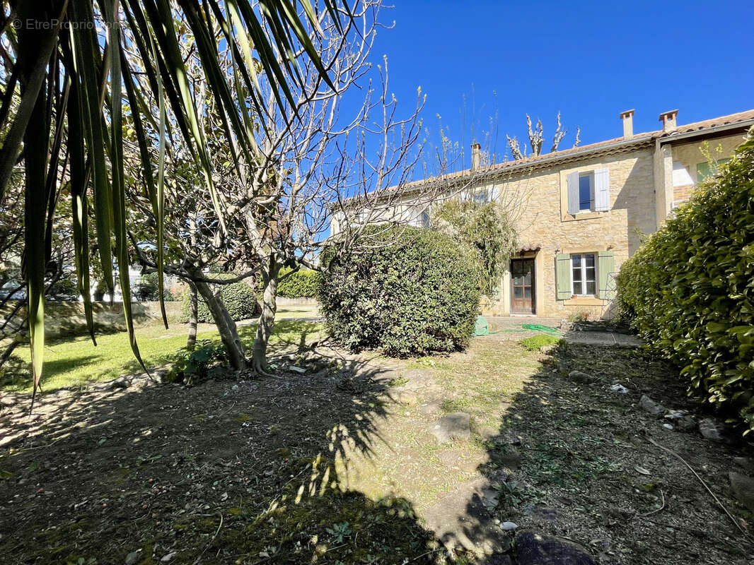 Maison à VAISON-LA-ROMAINE