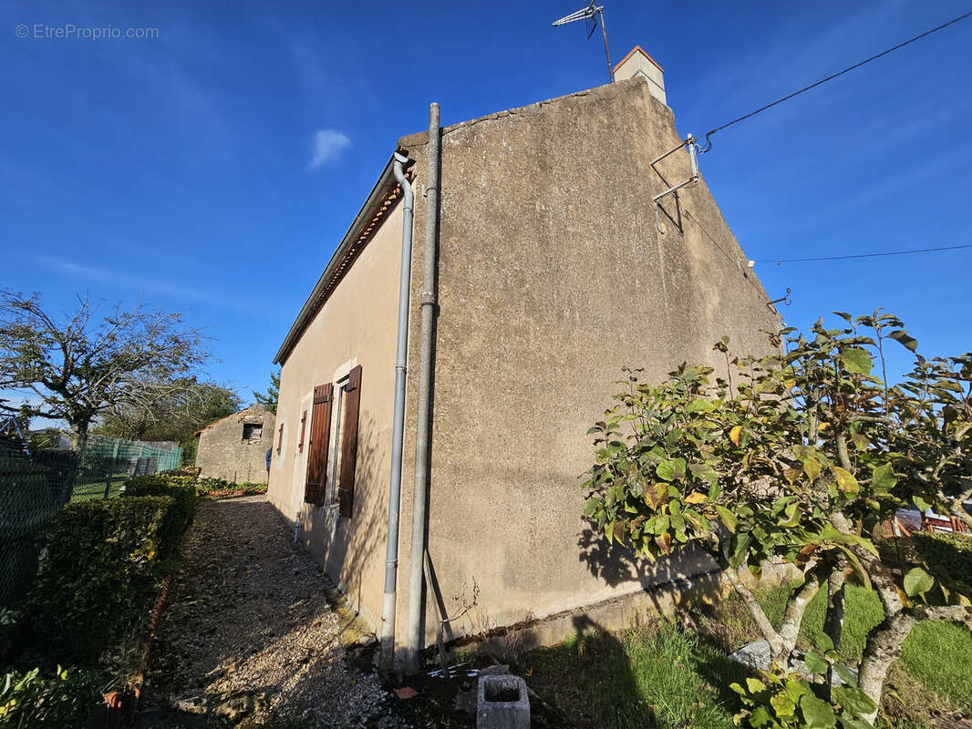 Maison à VERDUN-SUR-LE-DOUBS
