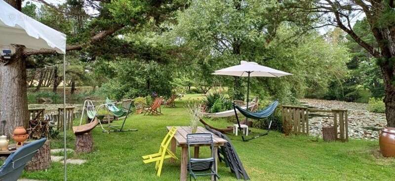 Terrain à TALMONT-SAINT-HILAIRE