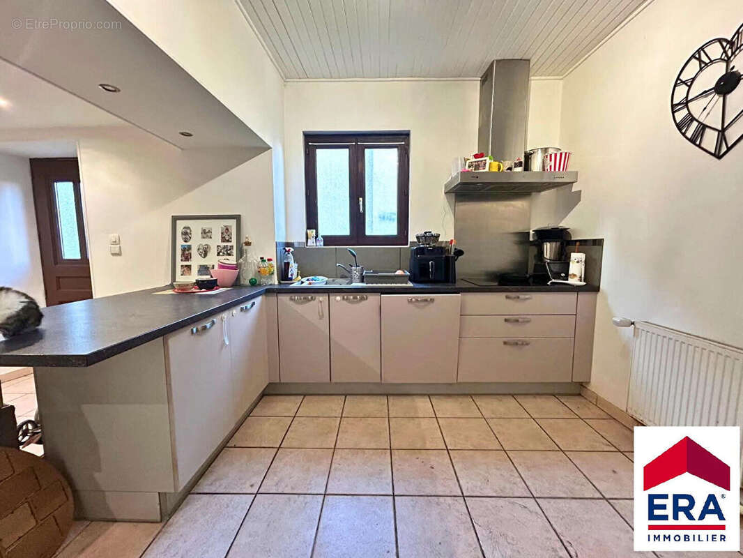 Maison à LES AVENIERES