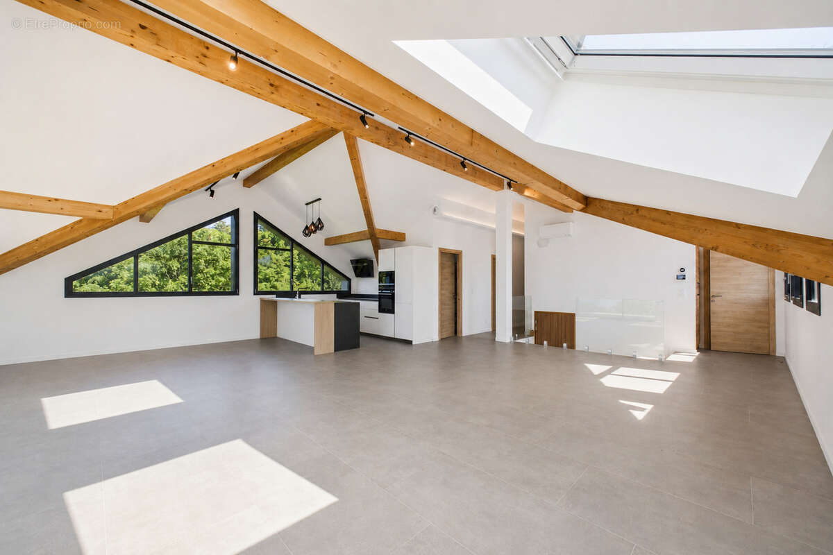 Appartement à NEUVECELLE