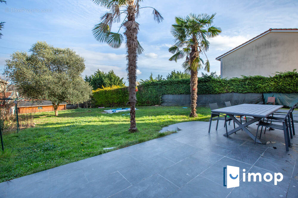 Maison à VENISSIEUX