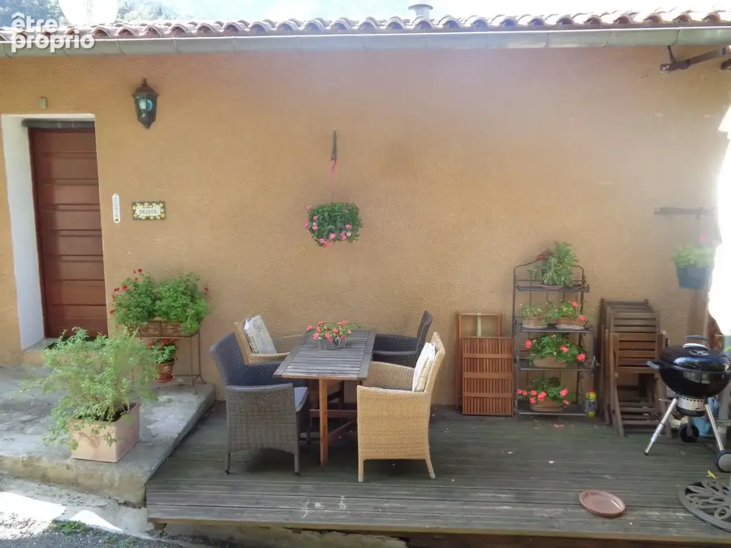 Maison de village en pierre offrant une vue imprenable - photo 13