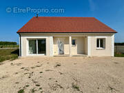 Maison à CHOUSSY