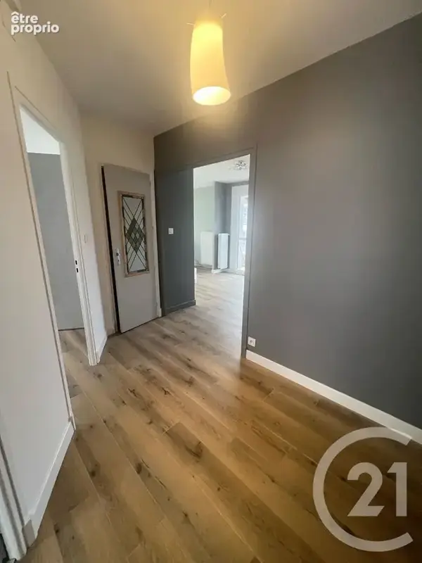 Appartement 6 pièces 94 m² à vendre à Aurillac (15000) - photo 7