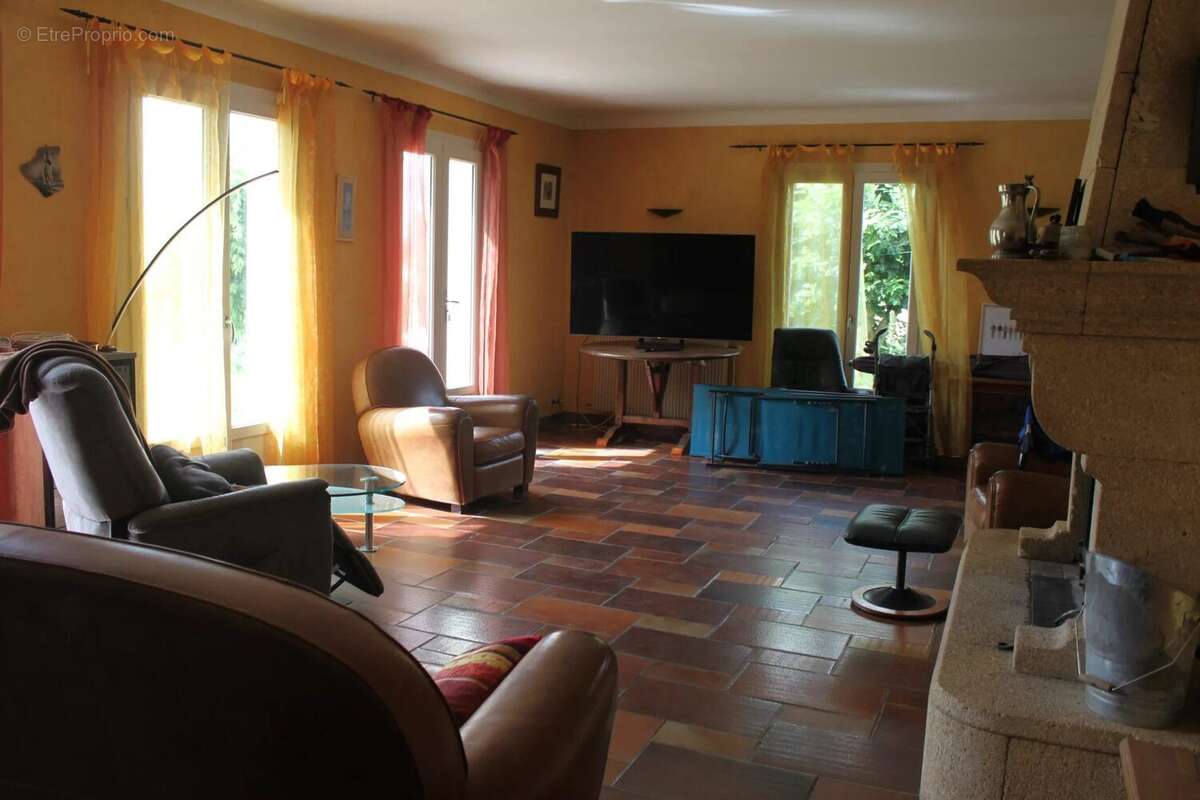 Maison à LAMOTHE-CASSEL
