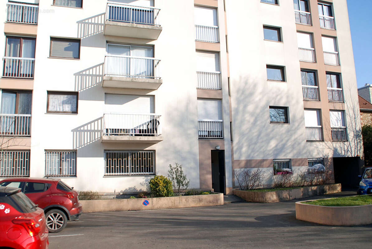 Appartement à BONDY