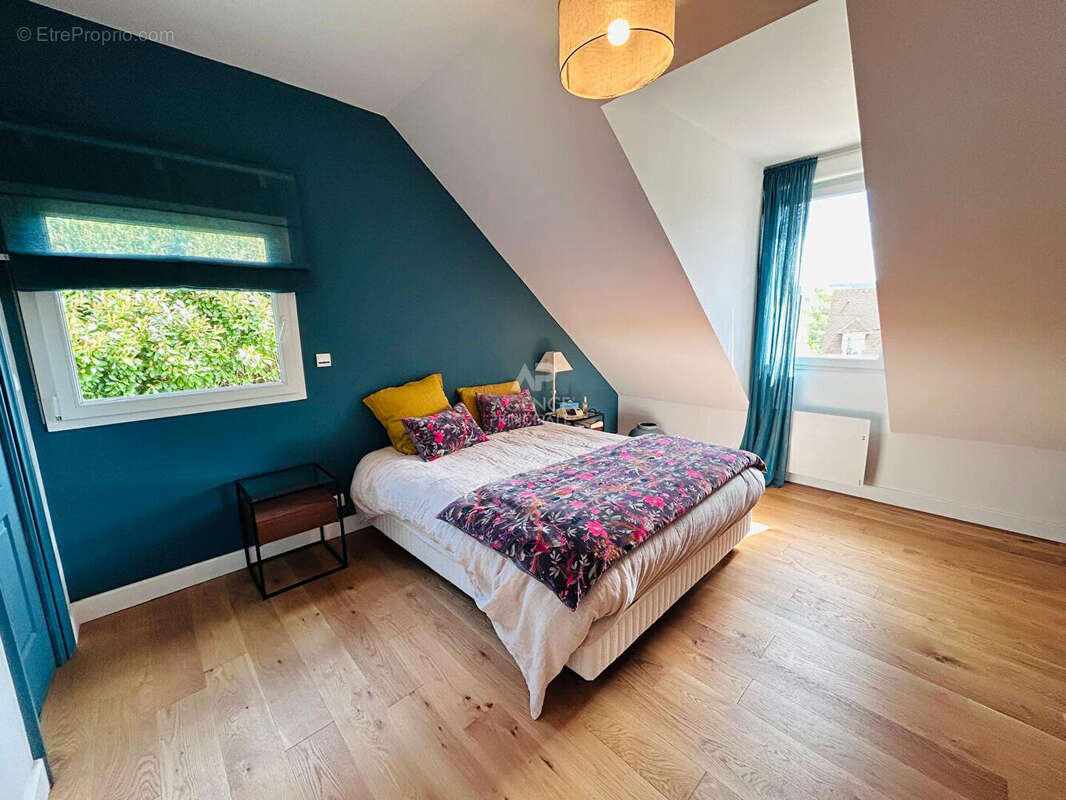 Maison Vaux Sur Seine 8 pièce(s) 203 m2 - photo 18