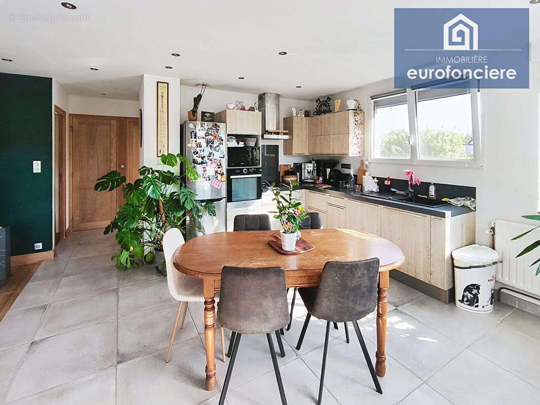 Maison Troyes 4 pièce(s) 73.85 m2 - photo 2
