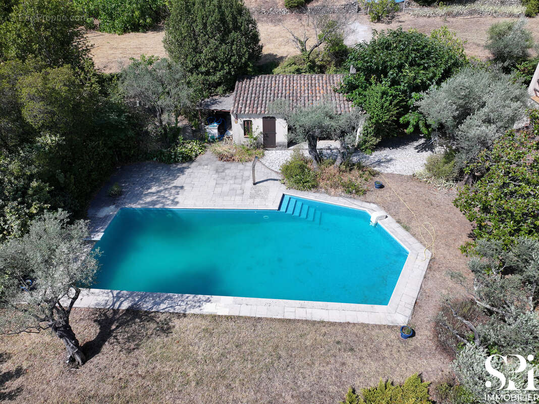 SOLLIES-VILlE- Maison familiale 4 chambres - Piscine - photo 24
