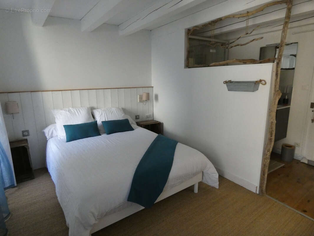 Maison de  155m2 avec local 80 m2 MORLAIX - photo 9