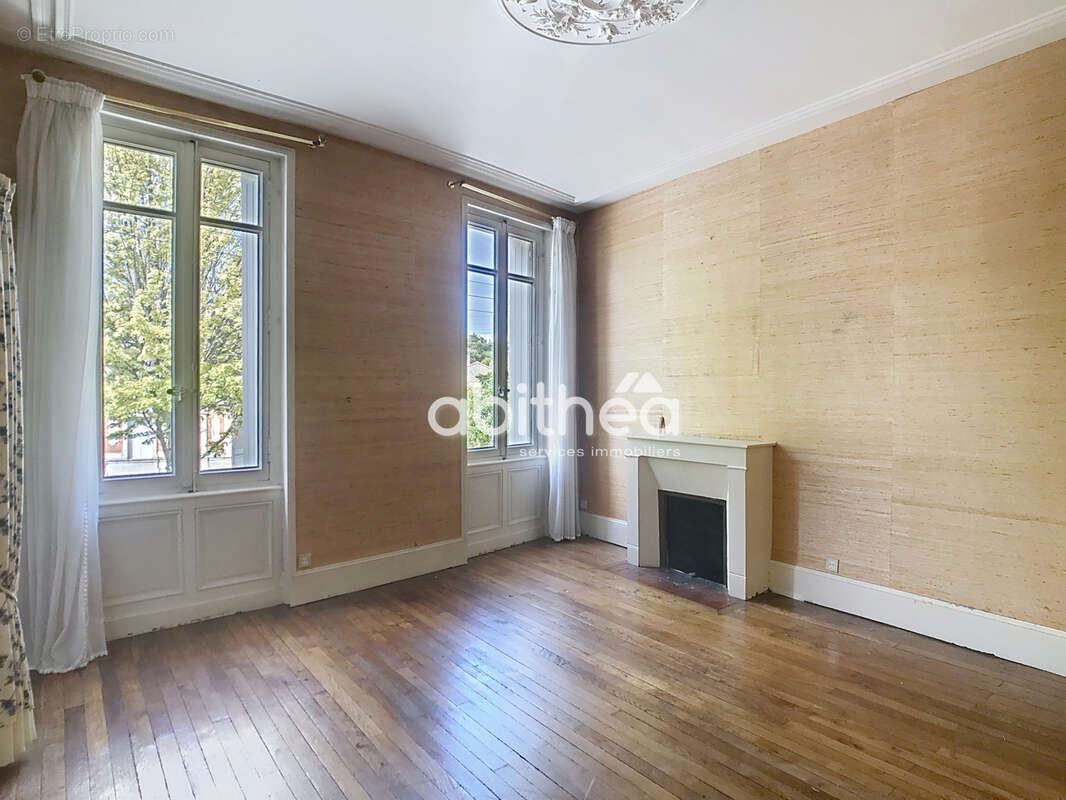 Maison de ville angouleme 179 m2 3 chambres - photo 9
