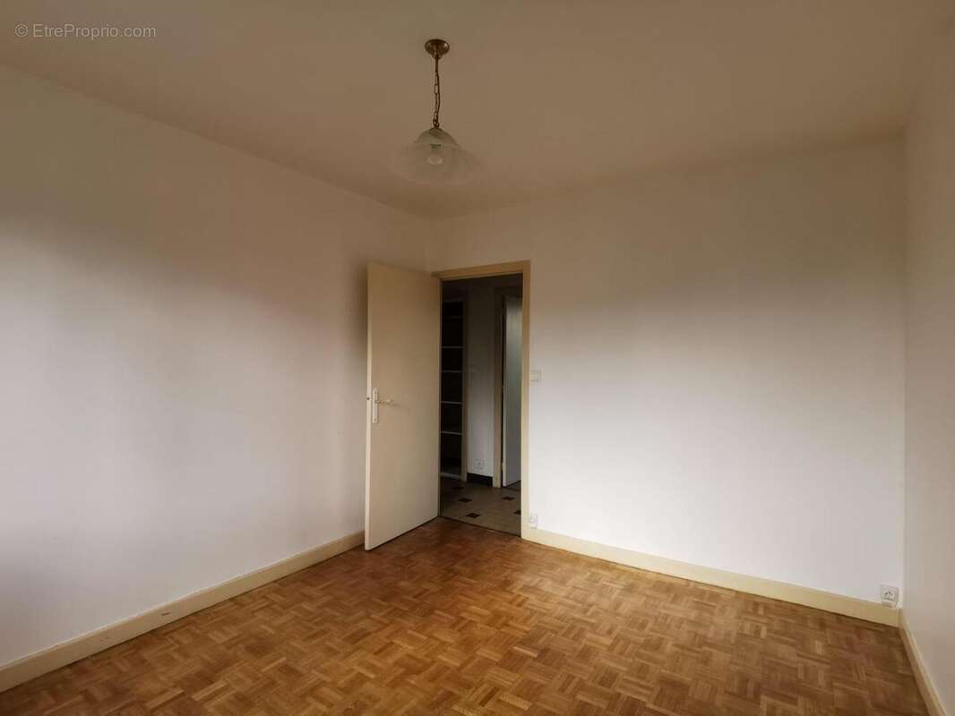   - Appartement à AUBENAS