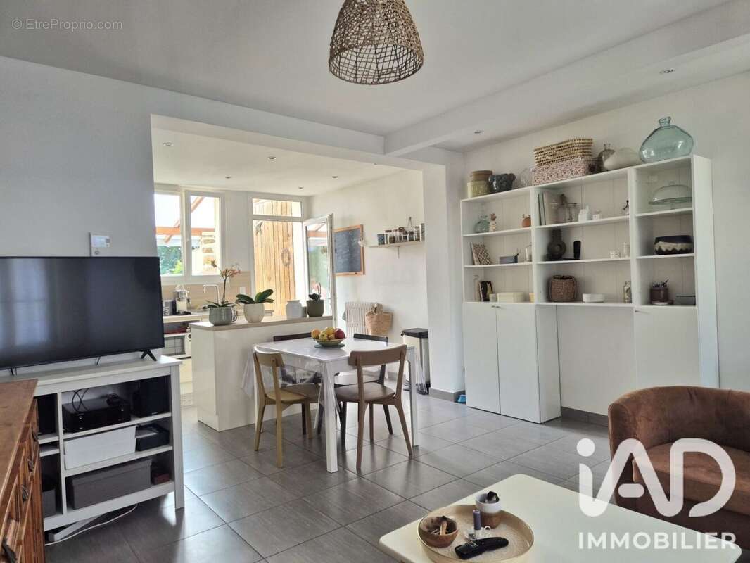 Photo 9 - Maison à LONGPONT-SUR-ORGE