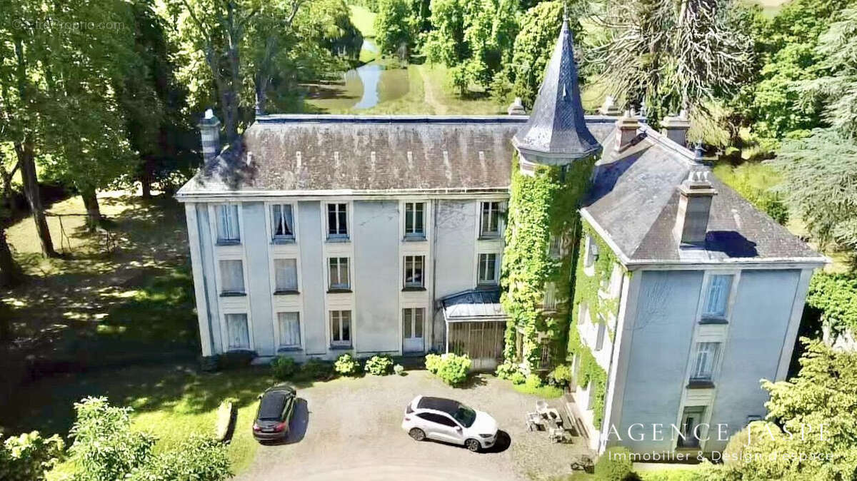 Autre à SURY-LE-COMTAL