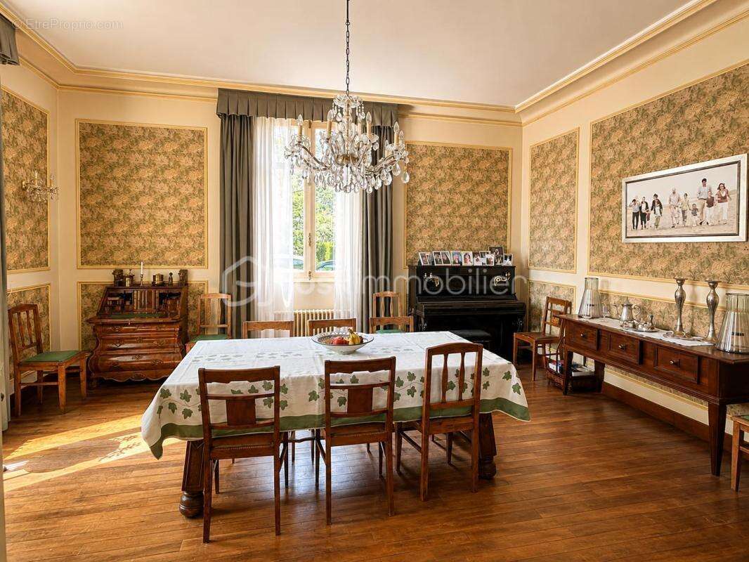 Maison à ECUEILLE