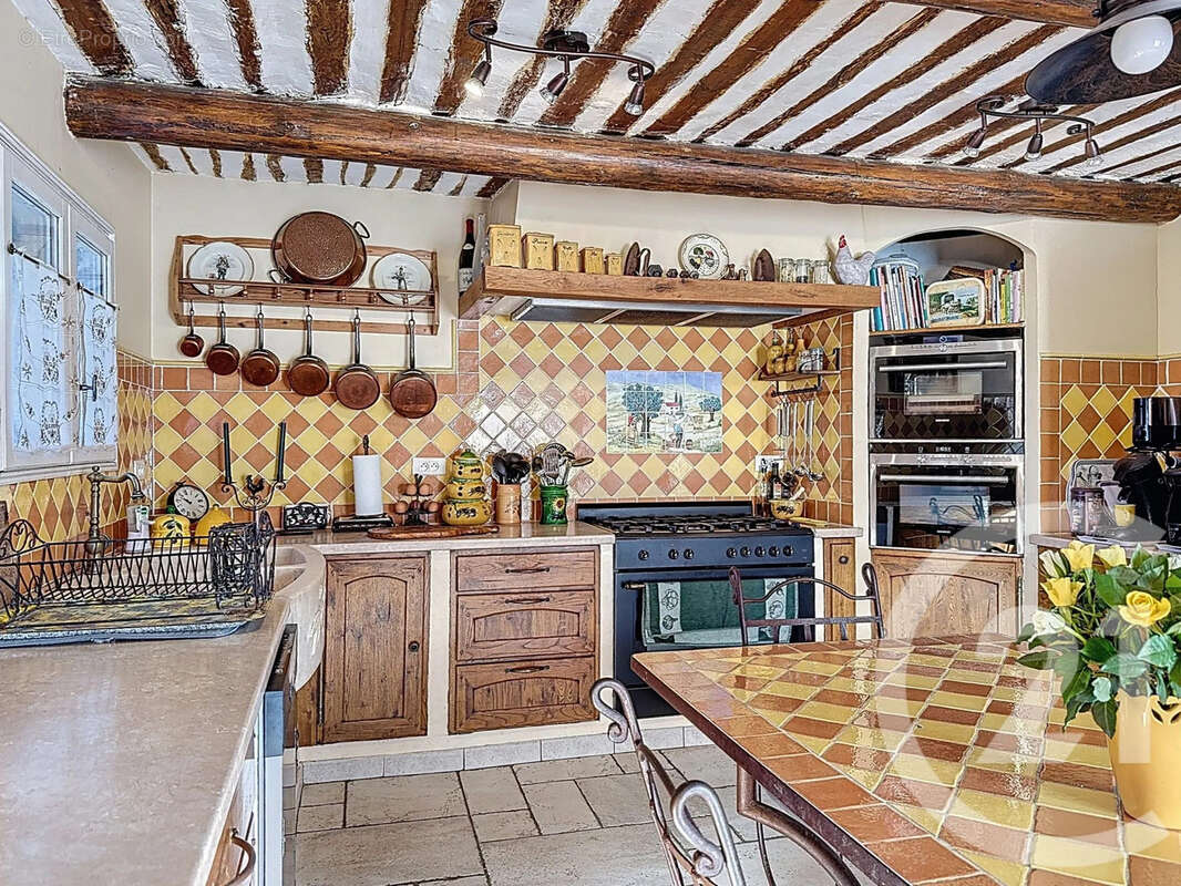 Maison à NOVES