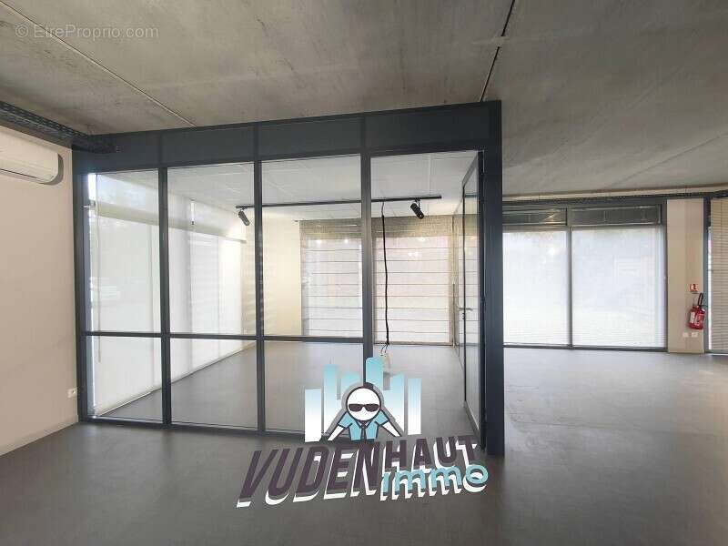 Commerce à CORNEBARRIEU