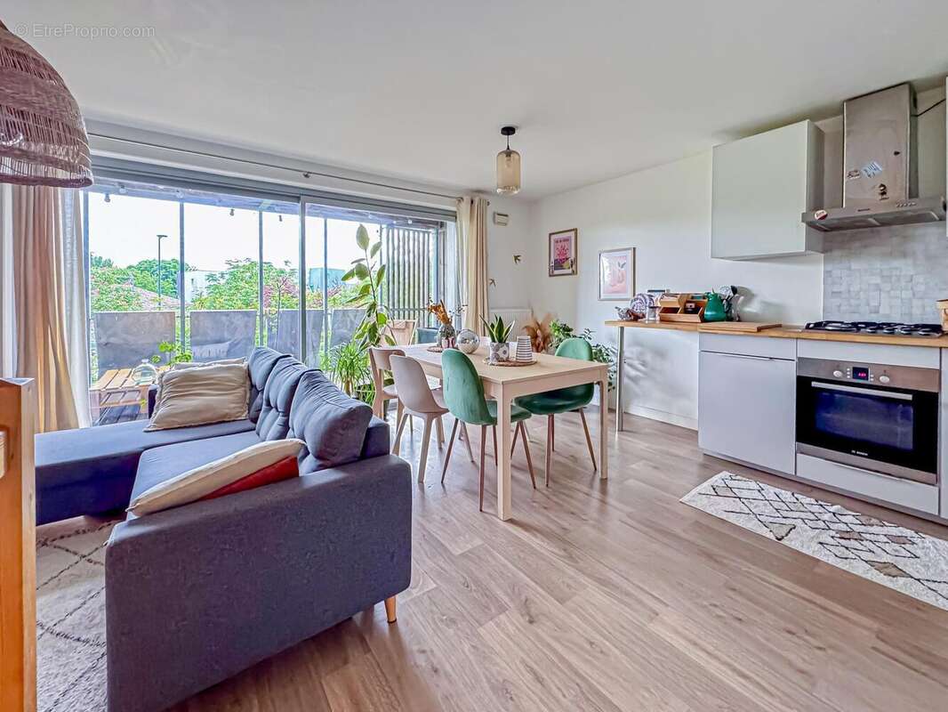 Photo 6 - Appartement à BEGLES