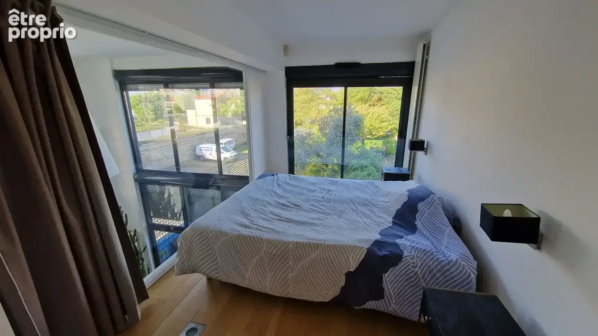 Grand Duplex de 154 m2 - Terrasses - Jardin paysagé - Parking - Box - photo 12