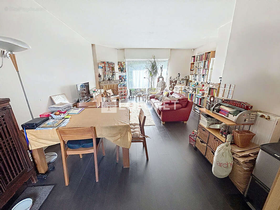 Maison à VILLEJUIF