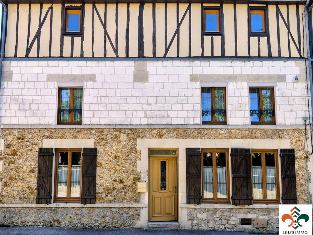 Maison à SAINT-MEMMIE