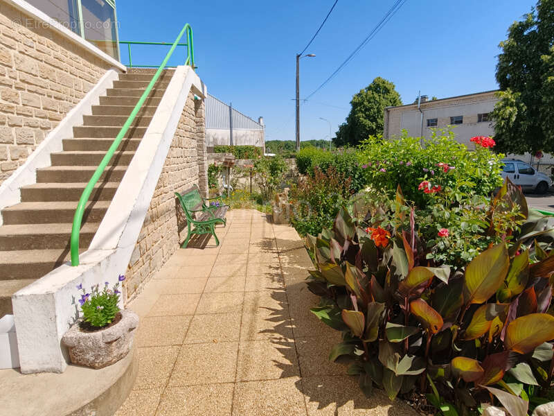 Maison à CIVRAY