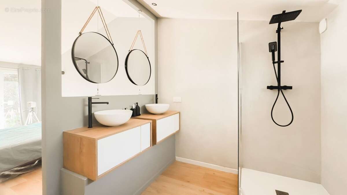 Maison à VILLENEUVE-LES-AVIGNON