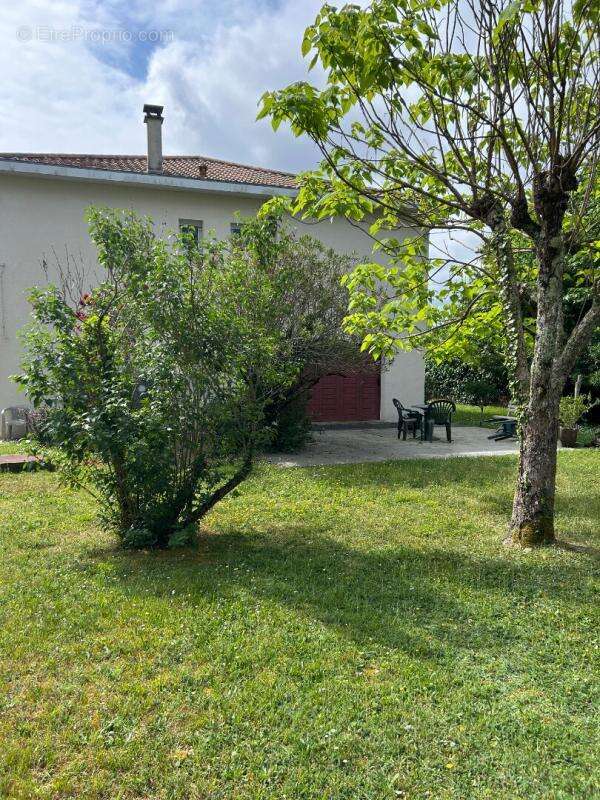 Maison à VILLENAVE-D'ORNON