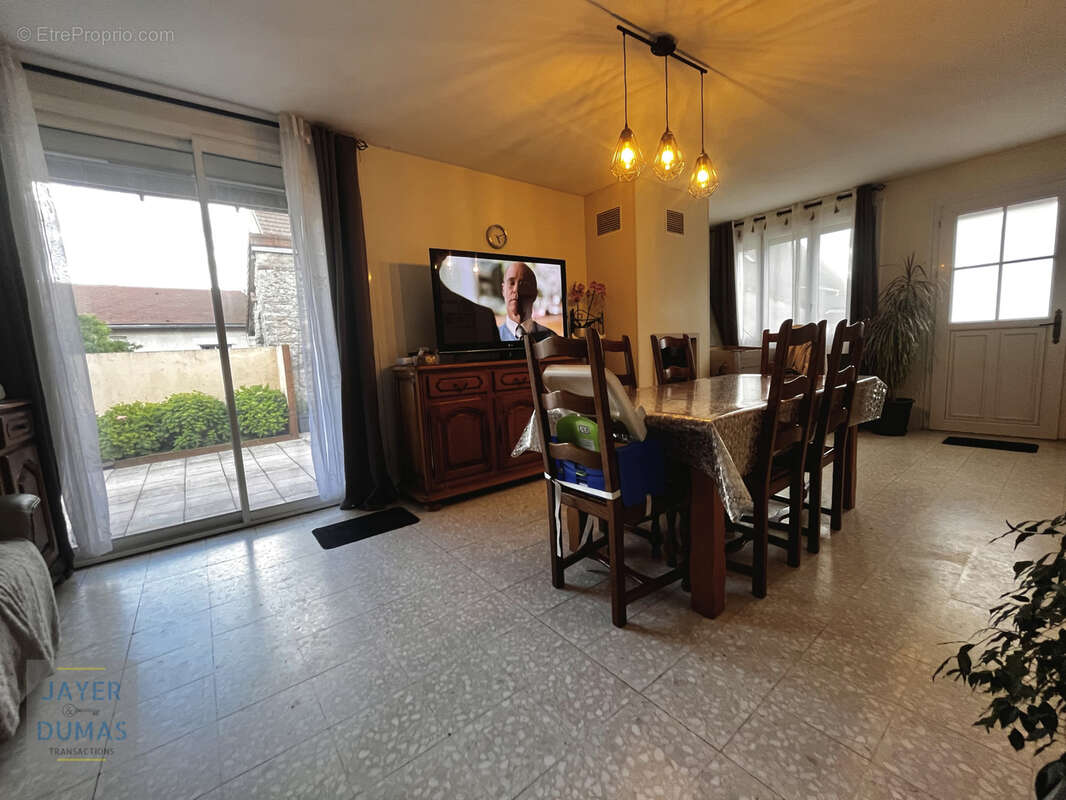 Maison à EPERVANS