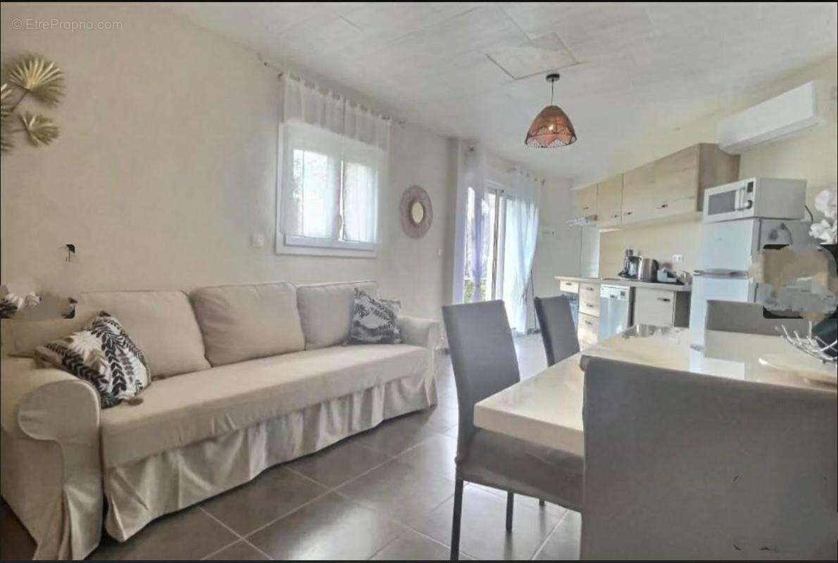 Maison à LE CANNET-DES-MAURES