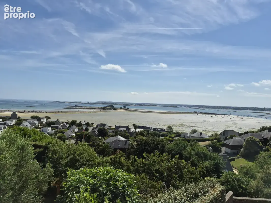 SAINT-POL-DE-LÉON   Face à la mer, vue panoramique - photo 11