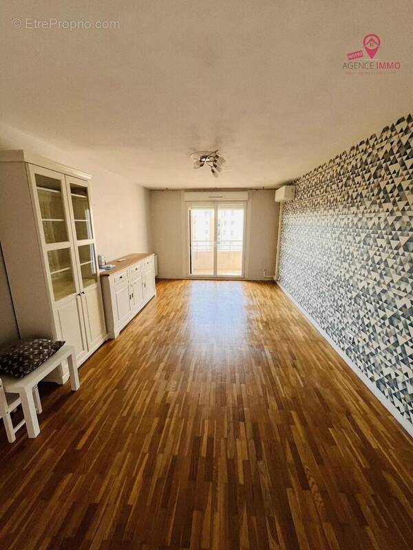 Appartement à LYON-8E