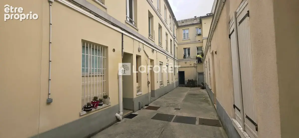 Appartement Saint Denis 1 pièce(s) 35 m2 - photo 7