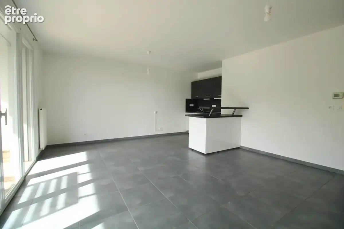 À Argonay, grand appartement à acheter - photo 2