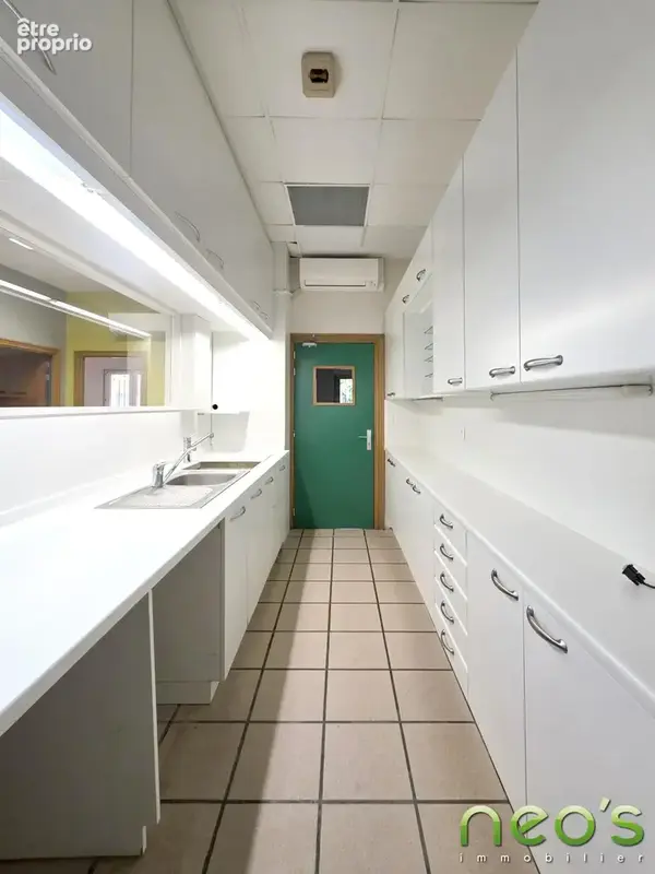 Commerce 173 m² à Chemille  - photo 6