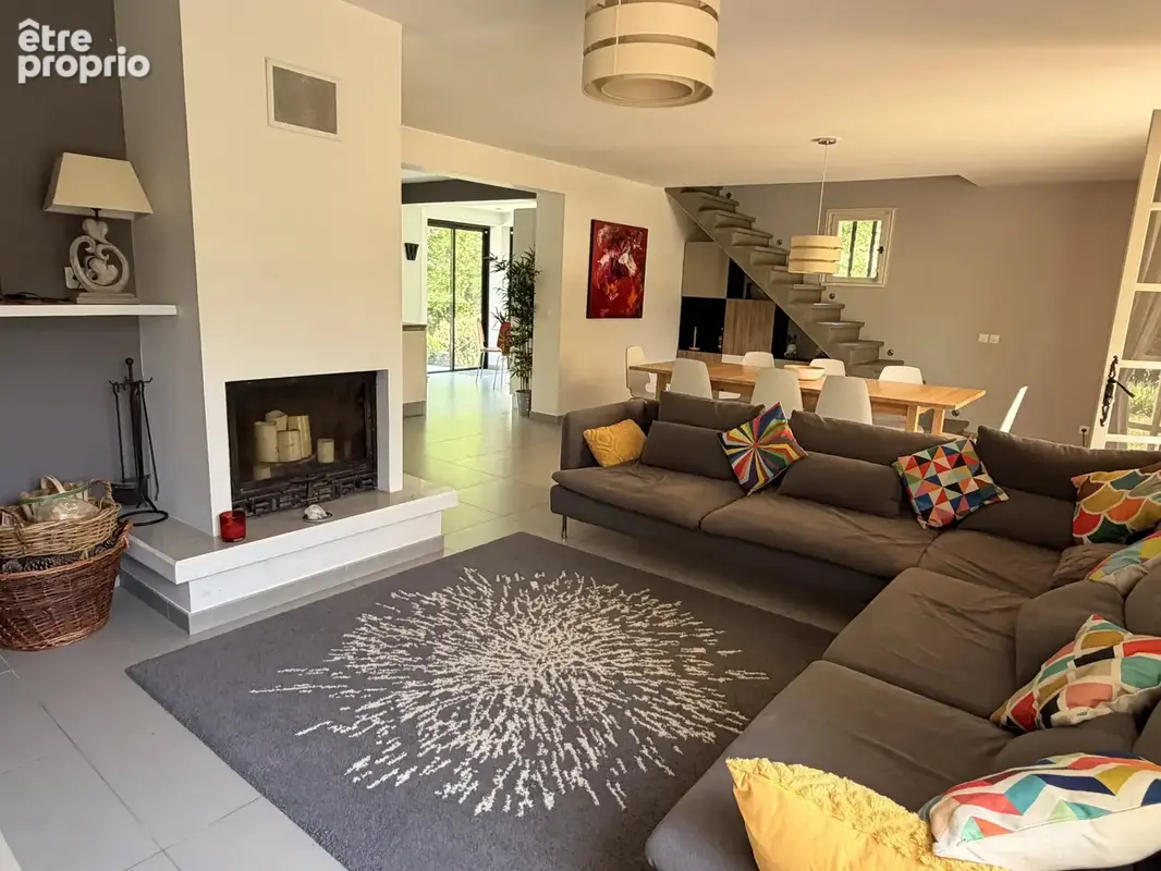 Très agréable villa avec piscine - photo 25