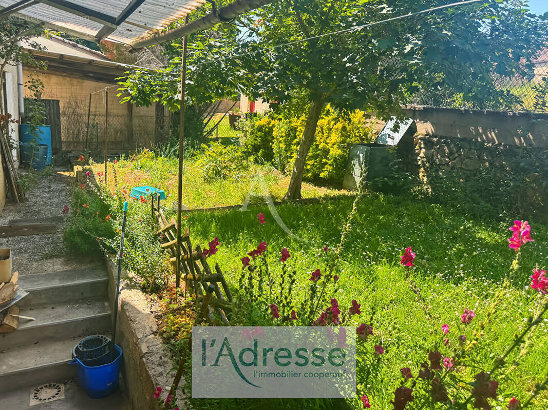 Maison à PUY-L'EVEQUE