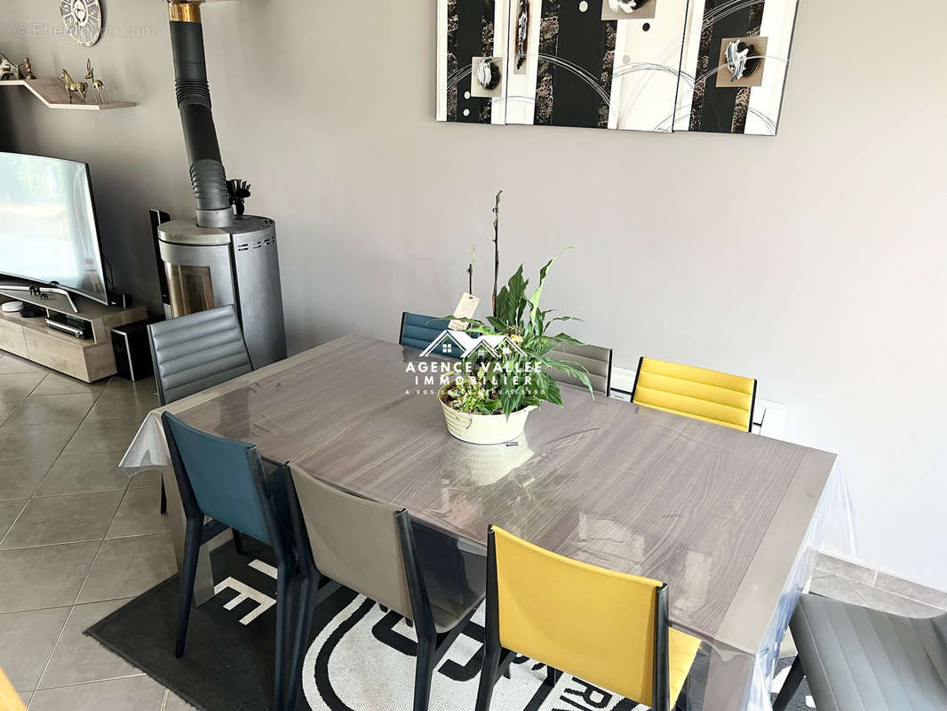 Maison à SAINTRY-SUR-SEINE