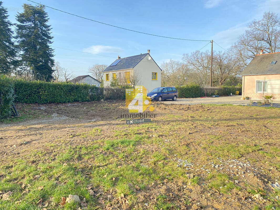 Terrain à PONTCHATEAU