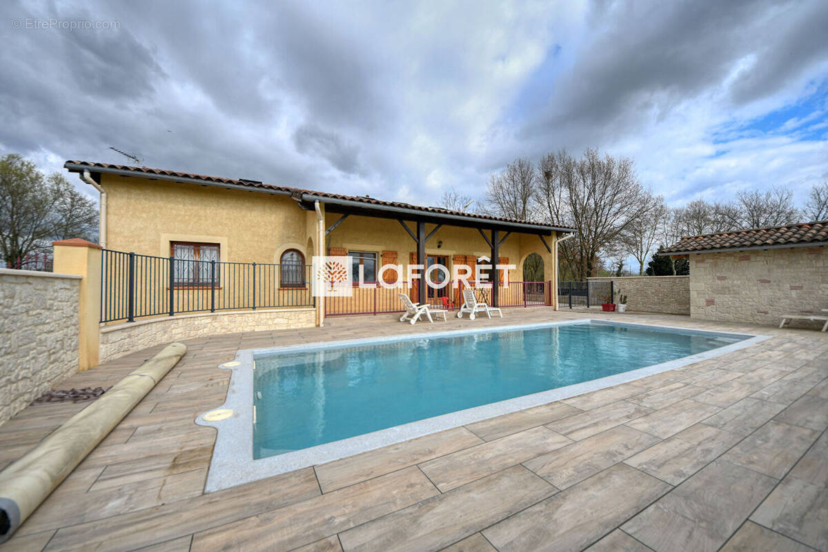 Maison à LISLE-SUR-TARN