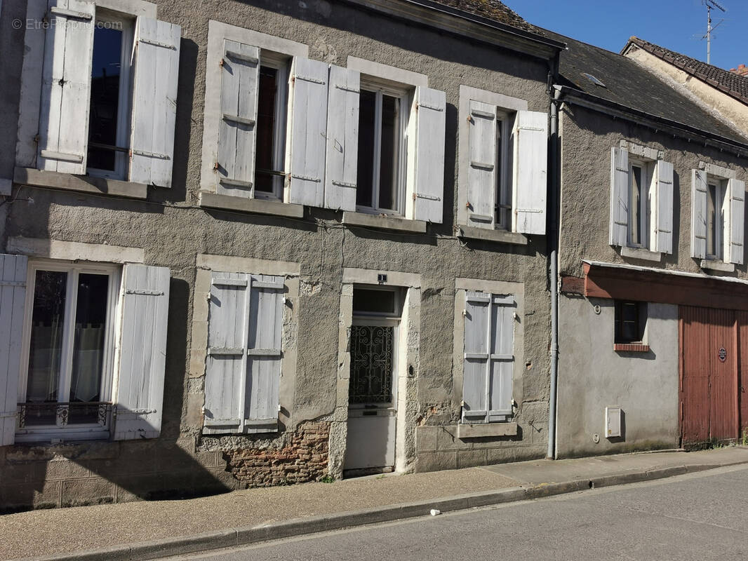 Maison à GRACAY